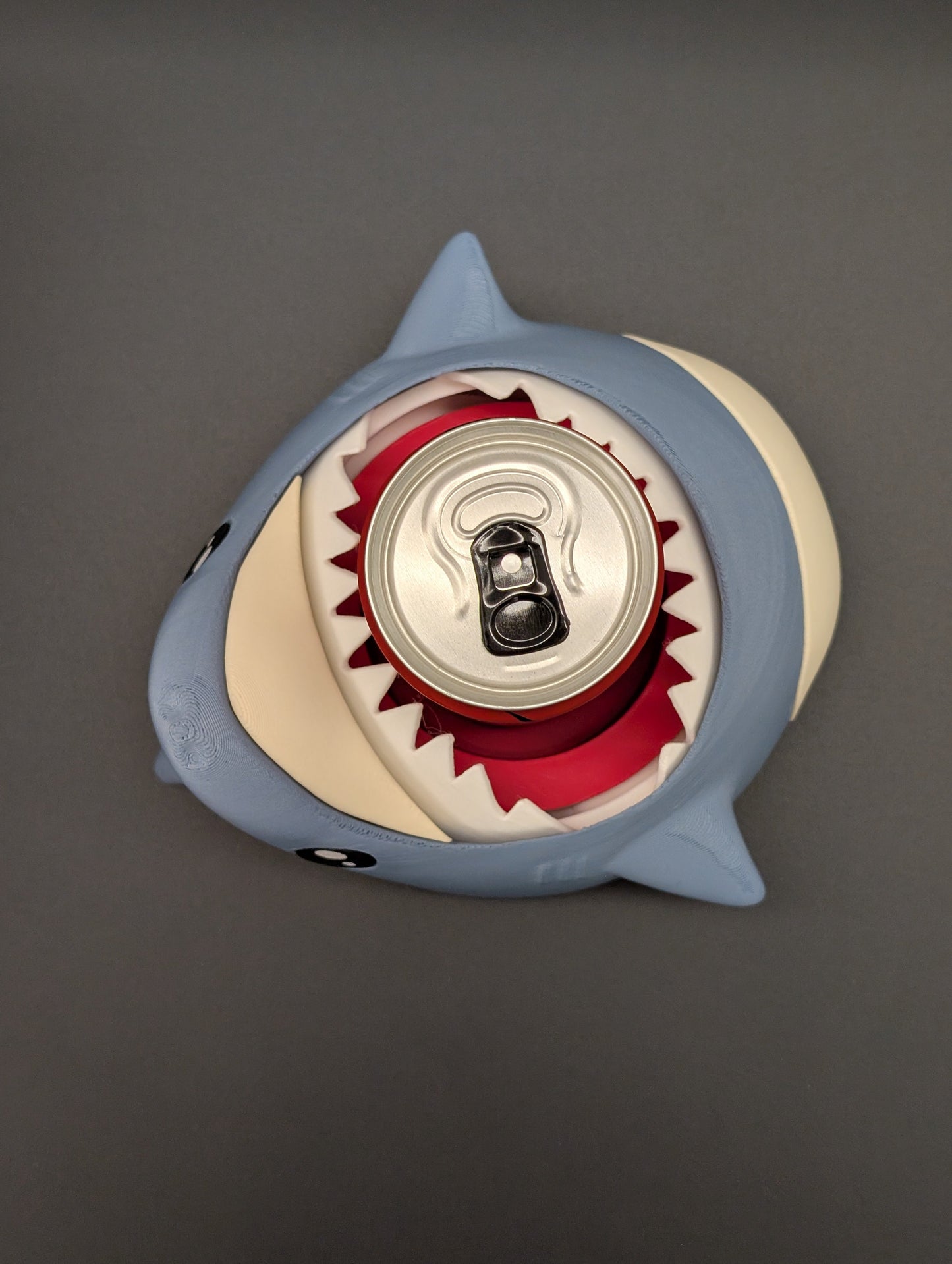 Sharky, lo squalo portalattine